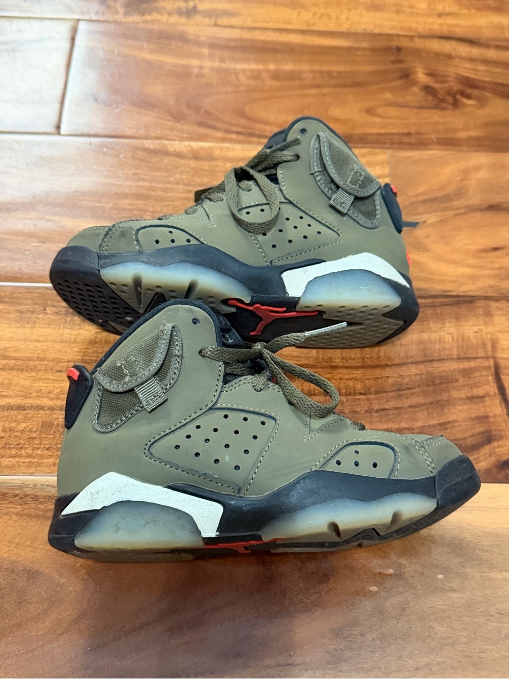 Jordan 6 Retro x Travis Scott Olive and Black High-Top Sneakers sz 11c - Picture 3 of 6